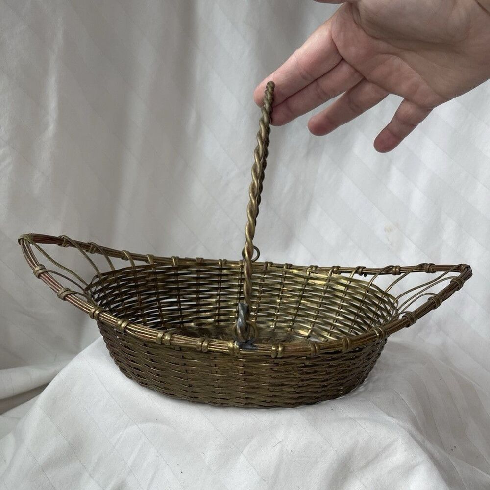 Oval Brass Metal Wire Woven Basket w/ Handle, Made in India, 11in long
